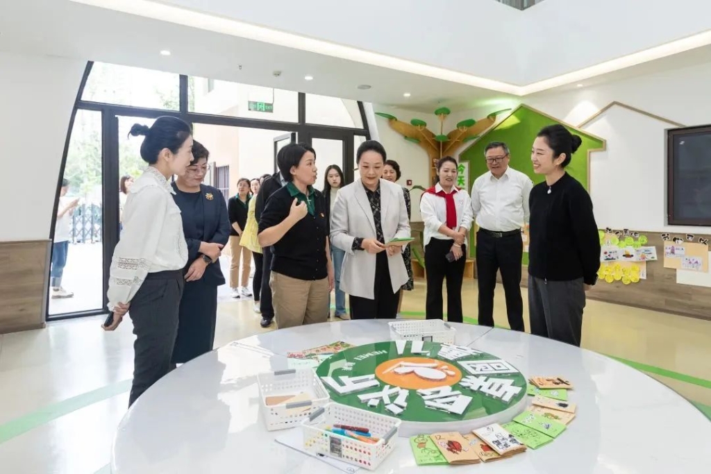 建設兒童友好城市 | 副市長盧敏調研無錫兒童友好城市建設工作